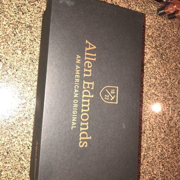 💴 SOLD!! 💵 Allen edmonds limited edition - Picture 7 of 8